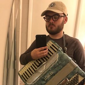 Meet your Posher, Zachary